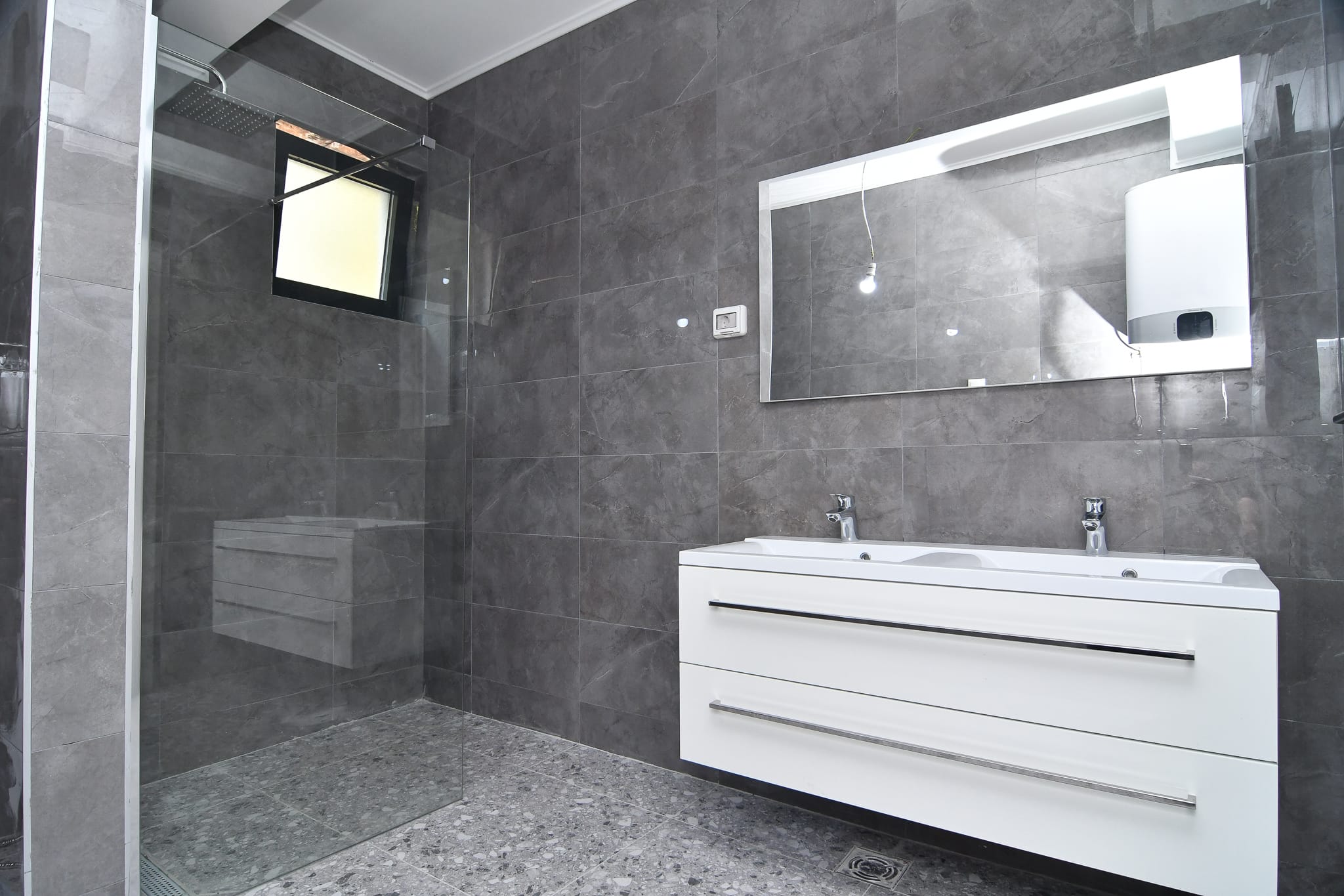 Image of Villa - 3 Bedrooms - 3 Bathrooms for Sale in Budva-Budva-Montenegro, Image 18